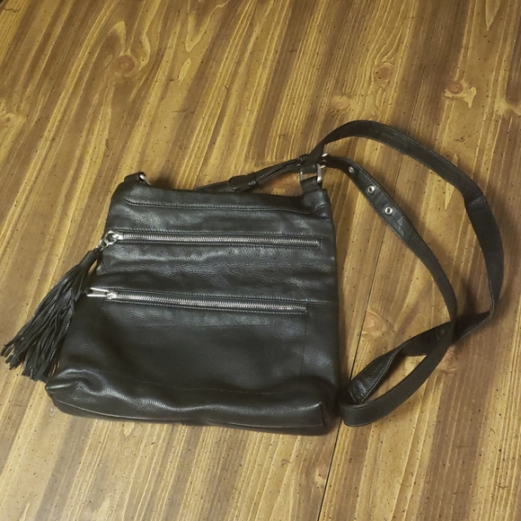 clarks across body bag